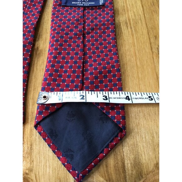 Brooks Brothers 346 Red Navy Checkered Mens Silk Tie Old Money - Picture 5 of 5